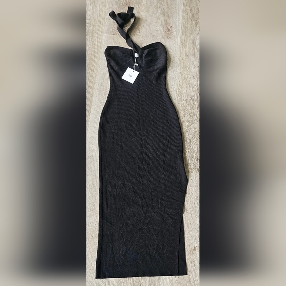 XSmall/Small Elegant Adika Black Halter Dress - Picture 1 of 7